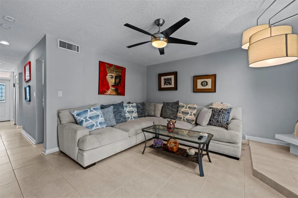 653 Cypress Lane #21b Wilton Manors, FL 33305