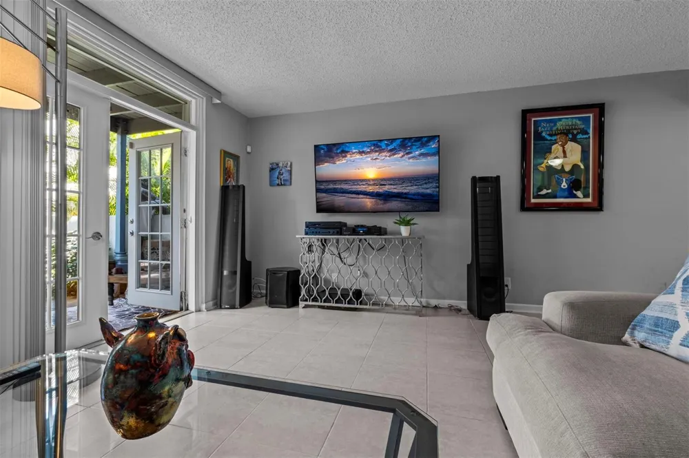 653 Cypress Lane #21b Wilton Manors, FL 33305