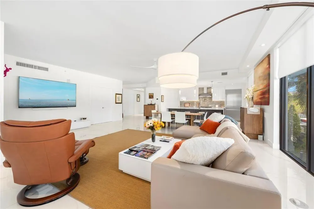 1507 SE 15th Street #202 Fort Lauderdale, FL 33316