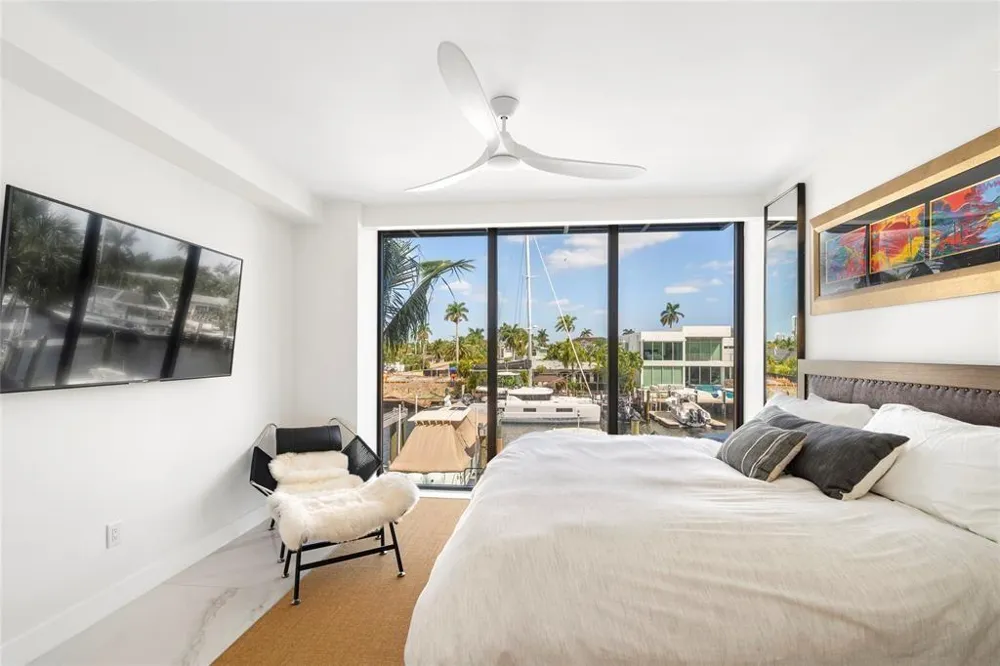 1507 SE 15th Street #202 Fort Lauderdale, FL 33316