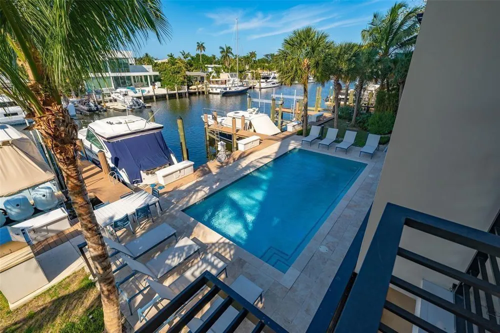 1507 SE 15th Street #202 Fort Lauderdale, FL 33316