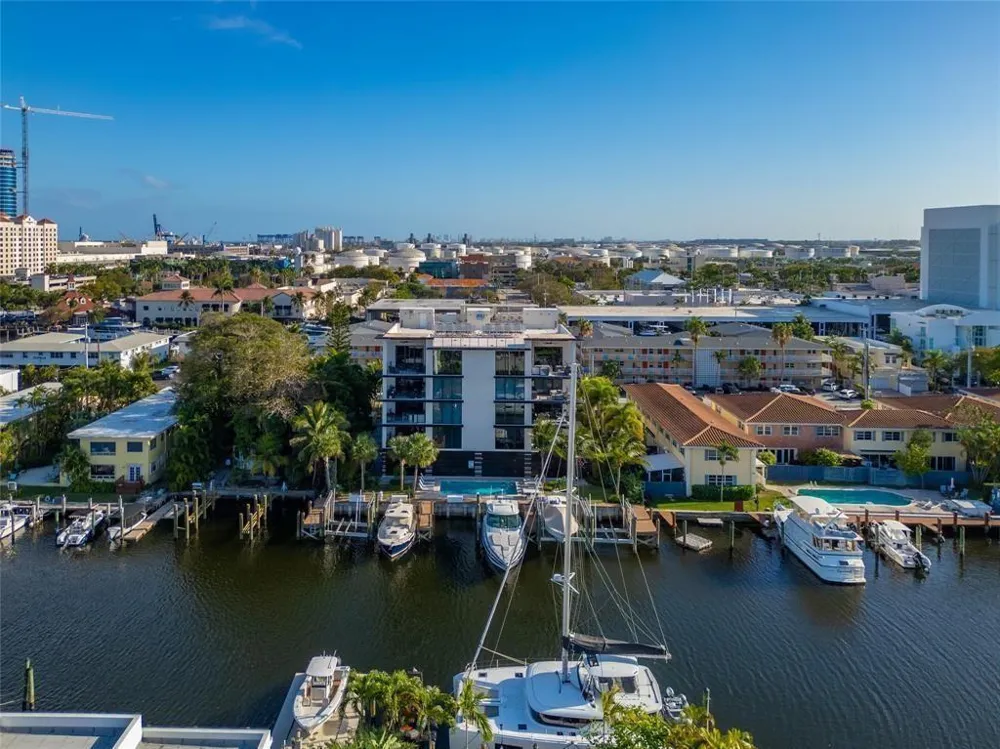 1507 SE 15th Street #202 Fort Lauderdale, FL 33316