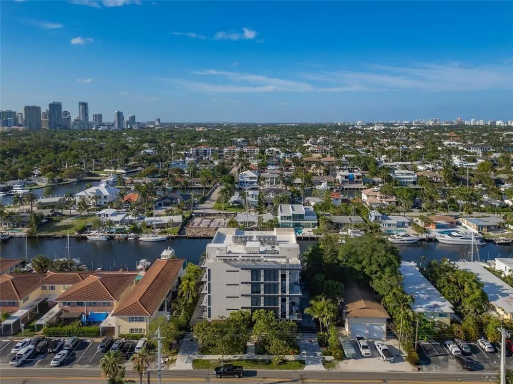 1507 SE 15th Street #202 Fort Lauderdale, FL 33316