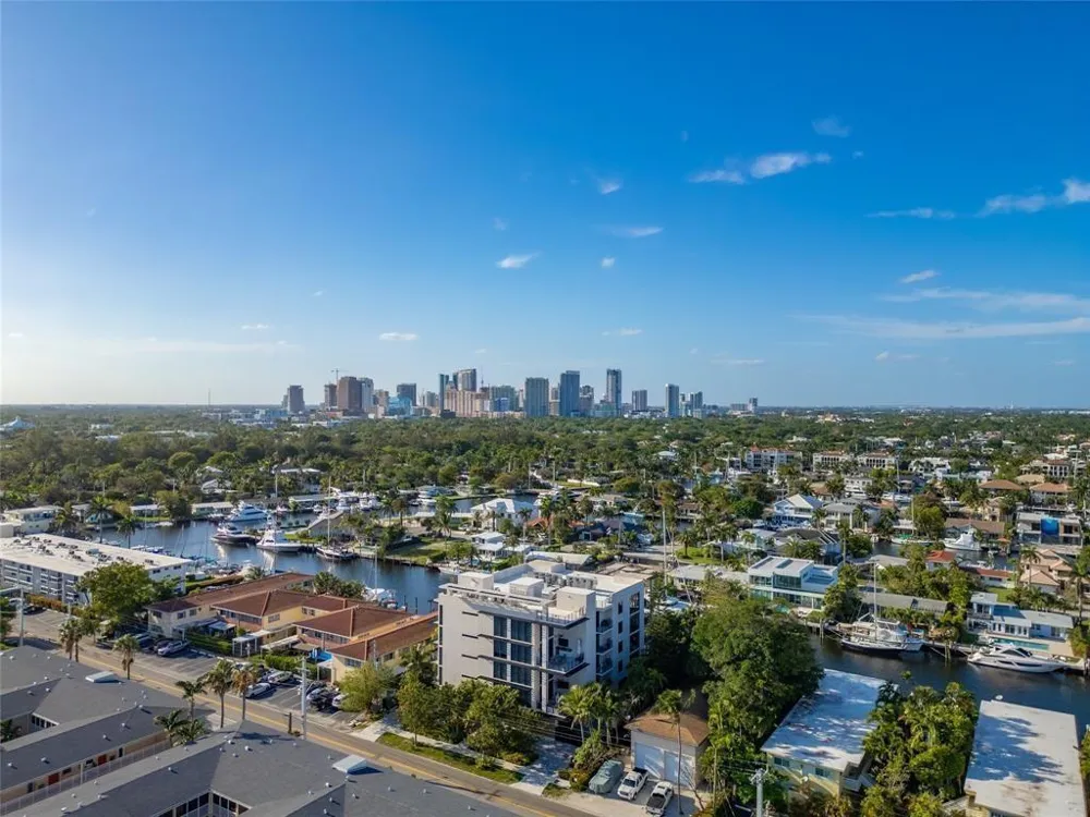 1507 SE 15th Street #202 Fort Lauderdale, FL 33316
