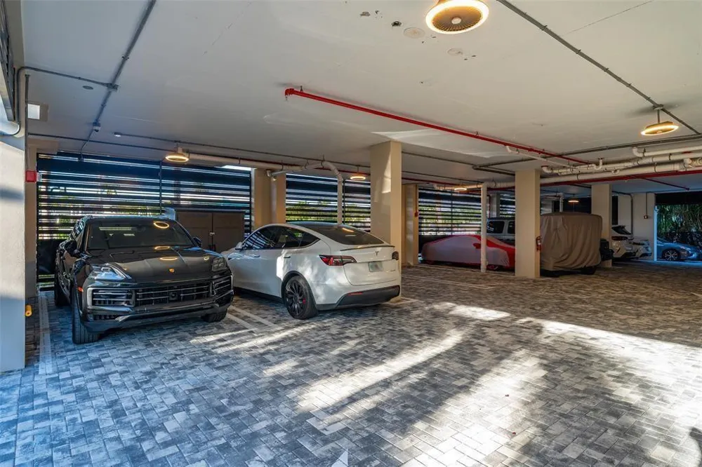1507 SE 15th Street #202 Fort Lauderdale, FL 33316