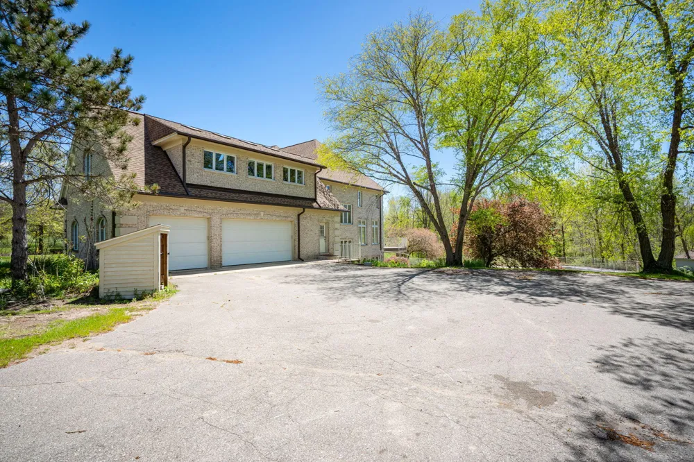 1065 Johnson Street Marne, MI 49435
