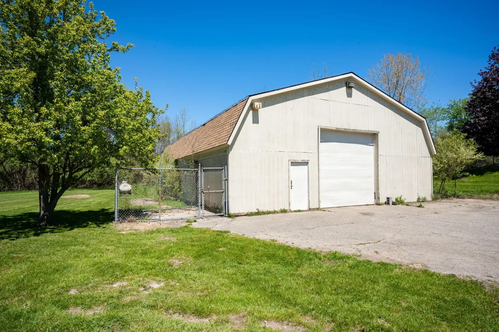 1065 Johnson Street Marne, MI 49435