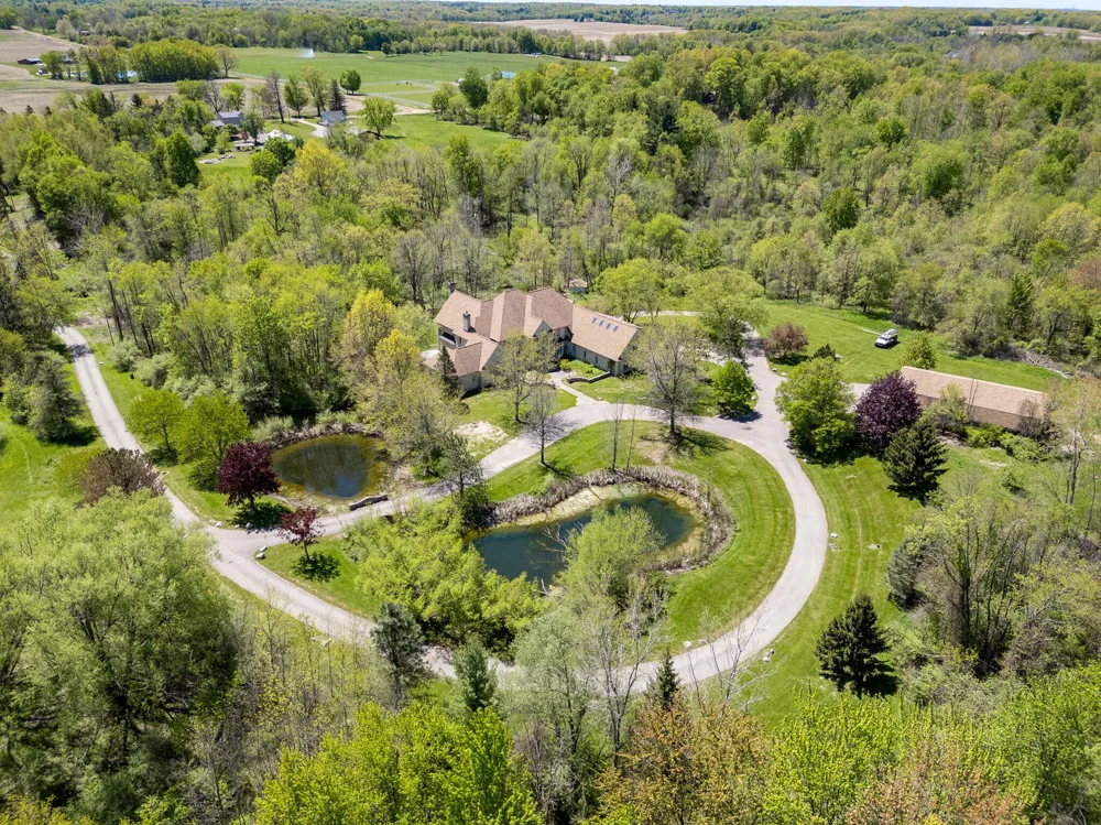1065 Johnson Street Marne, MI 49435