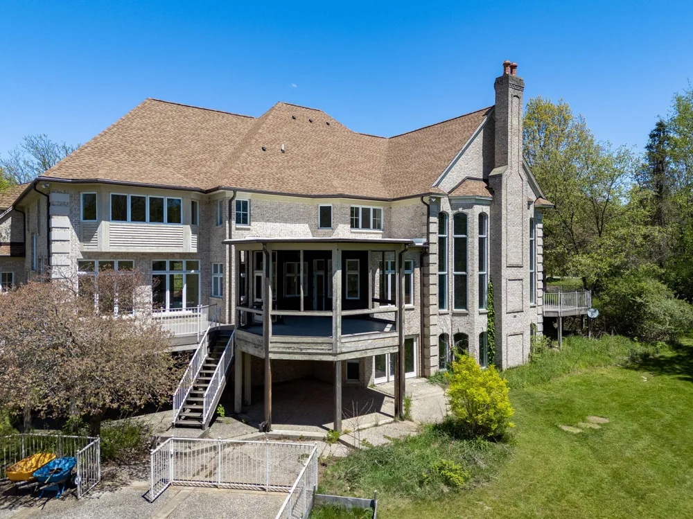 1065 Johnson Street Marne, MI 49435