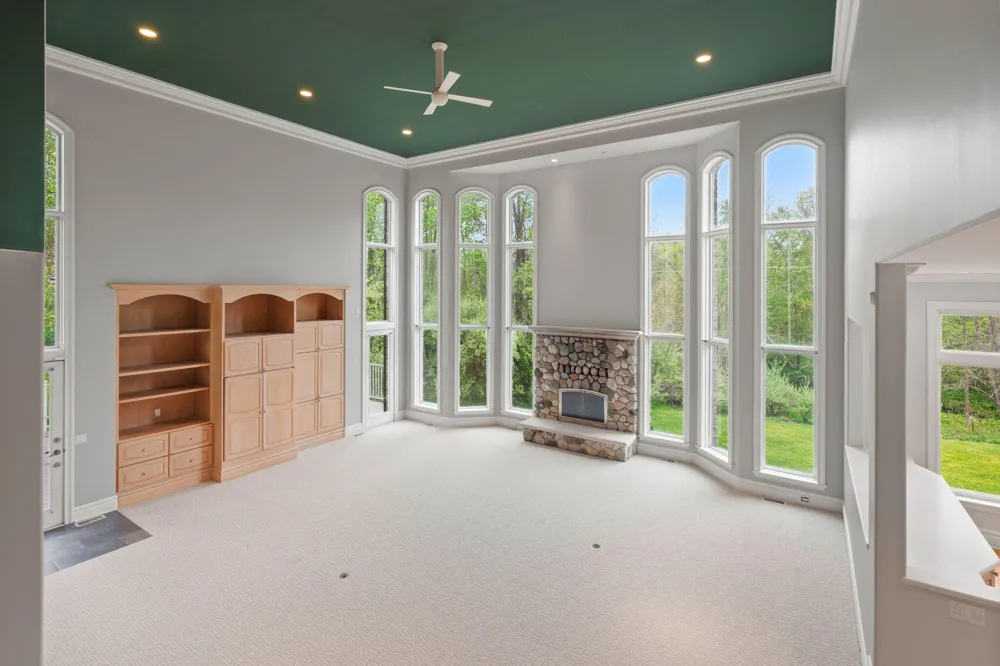 1065 Johnson Street Marne, MI 49435