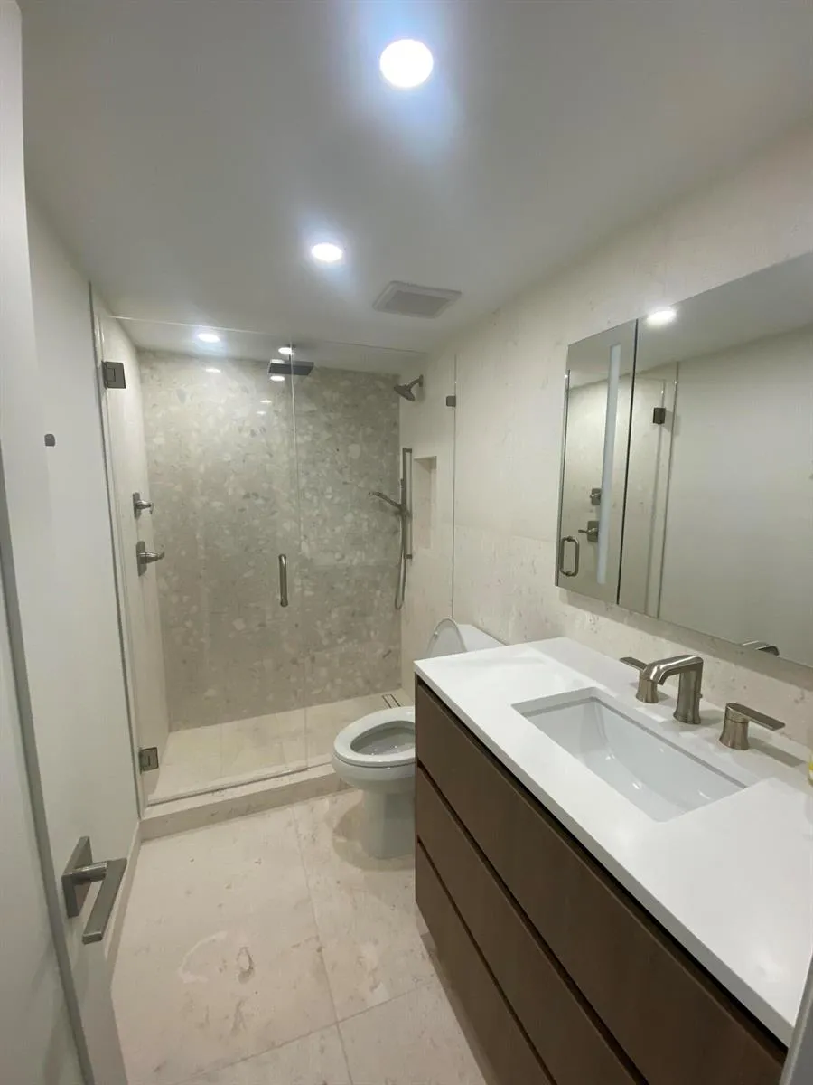1021 Hillsboro Mile #G6 Hillsboro Beach, FL 33064