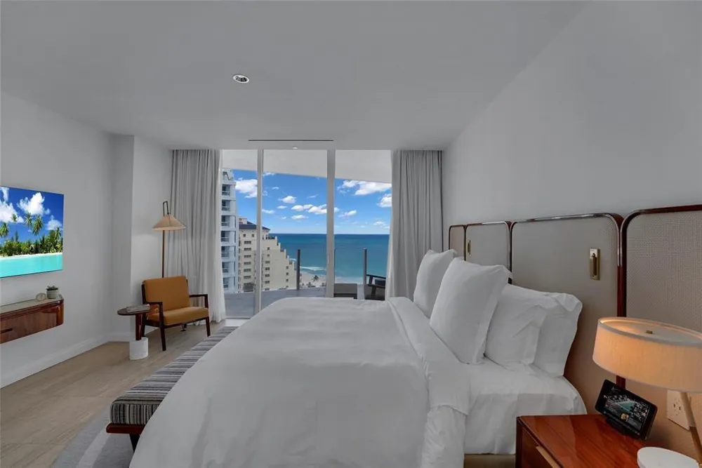 525 Fort Lauderdale Beach Boulevard #1204 Fort Lauderdale, FL 33304