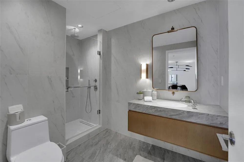 525 Fort Lauderdale Beach Boulevard #1204 Fort Lauderdale, FL 33304
