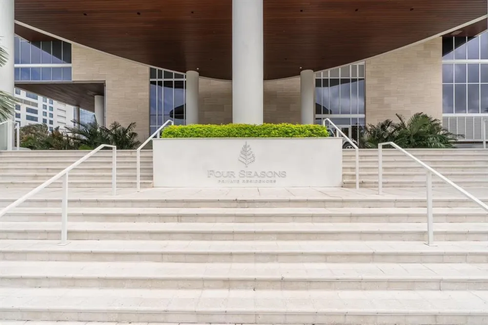 525 Fort Lauderdale Beach Boulevard #1204 Fort Lauderdale, FL 33304
