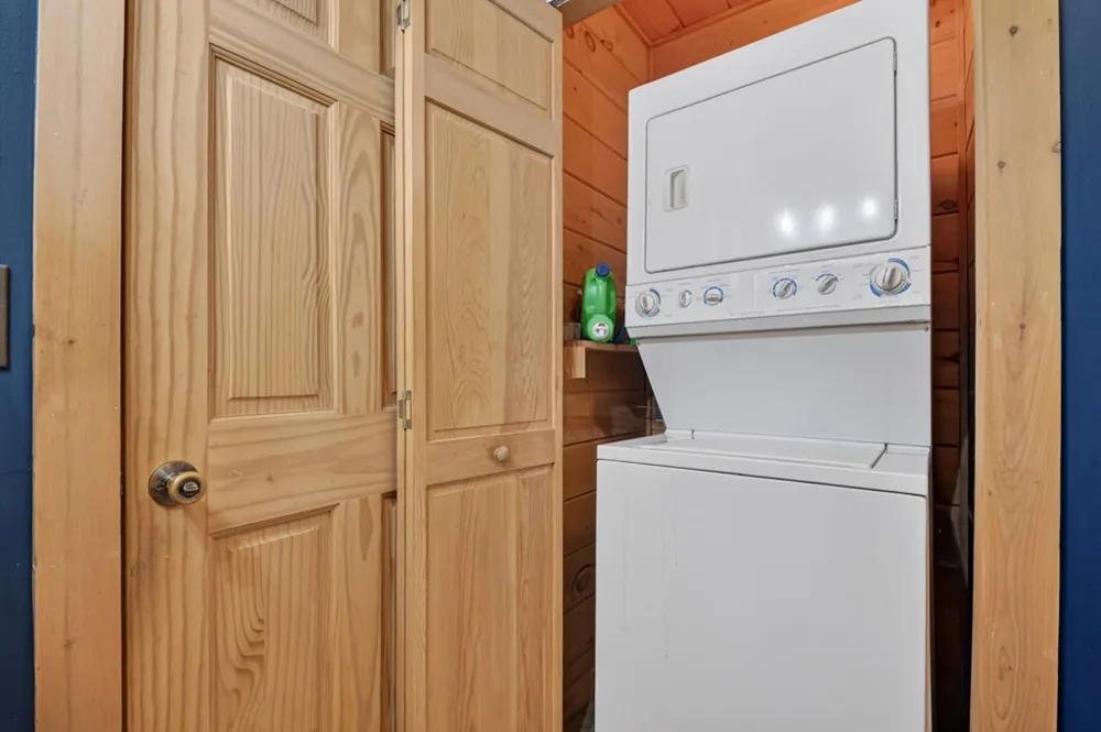 979 Cherokee Lane McCaysville, GA 30555