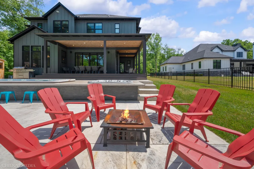 45322 Fairway Drive New Buffalo, MI 49117