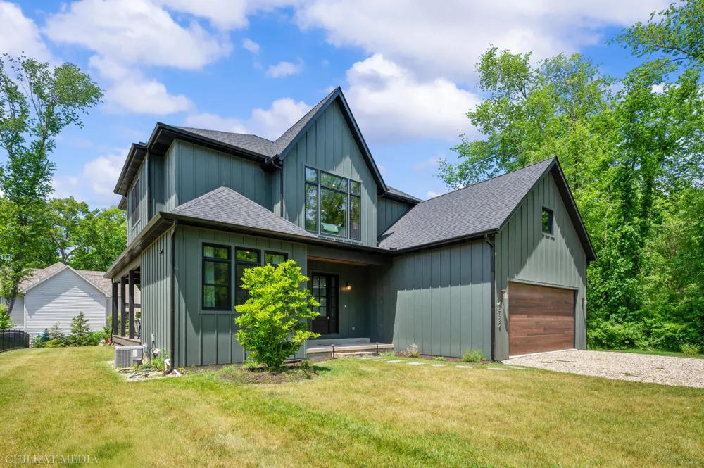 45322 Fairway Drive New Buffalo, MI 49117
