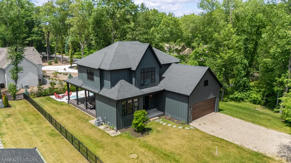 45322 Fairway Drive New Buffalo, MI 49117