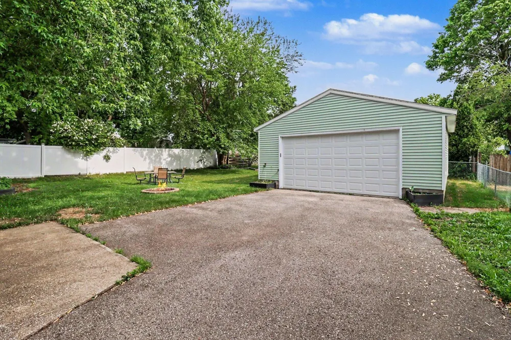 1212 24th Street Manistee, MI 49660