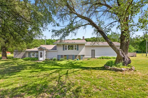 4717 E Fillmore Road