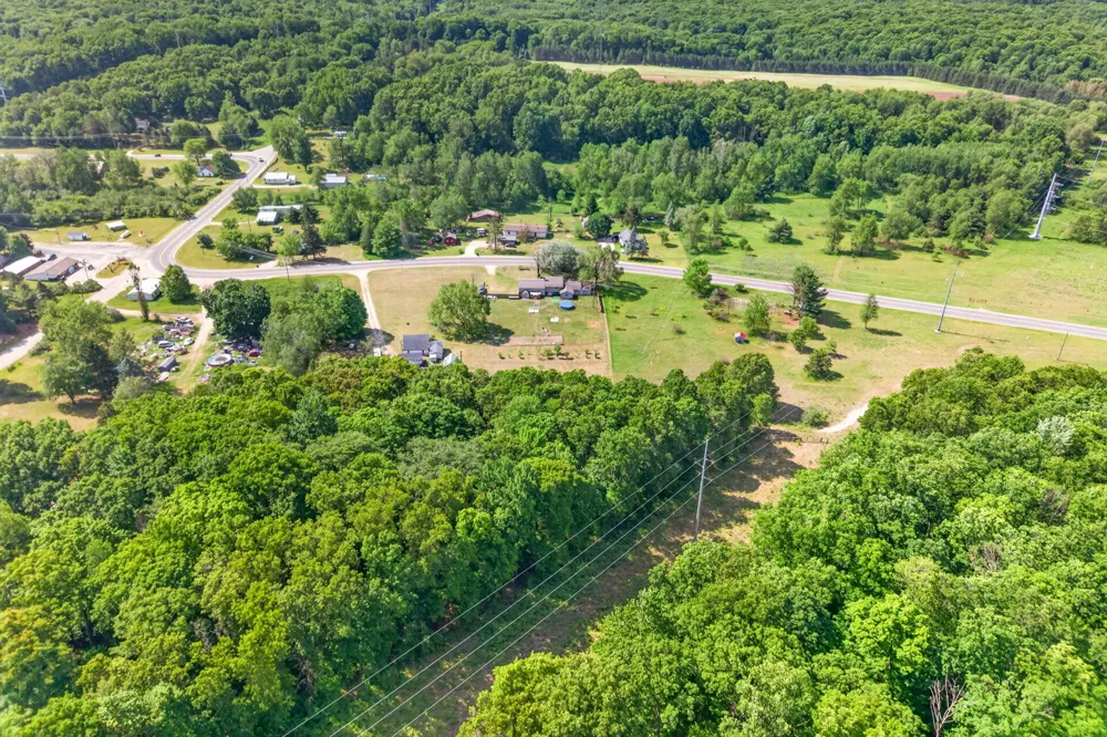 4717 E Fillmore Road White Cloud, MI 49349