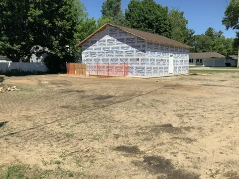 209 Lincoln Street