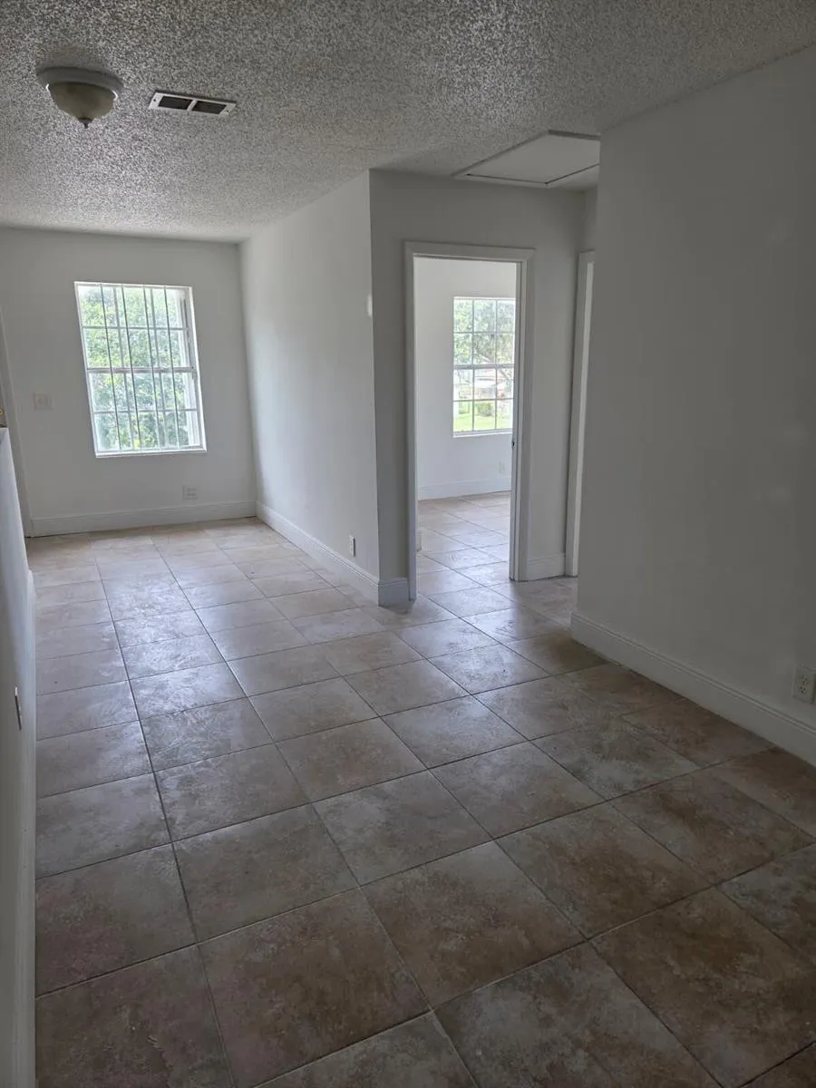 1633 W 28th Street #B Riviera Beach, FL 33404