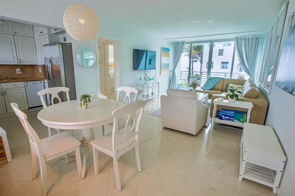 1043 Hillsboro Mile #18c Hillsboro Beach, FL 33062