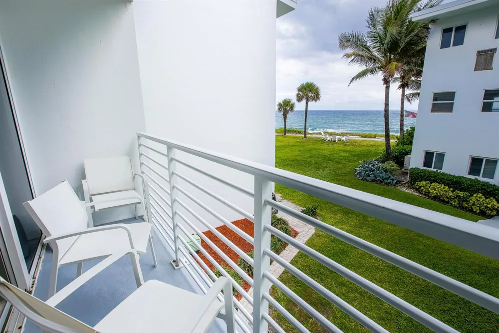 1043 Hillsboro Mile #18c Hillsboro Beach, FL 33062