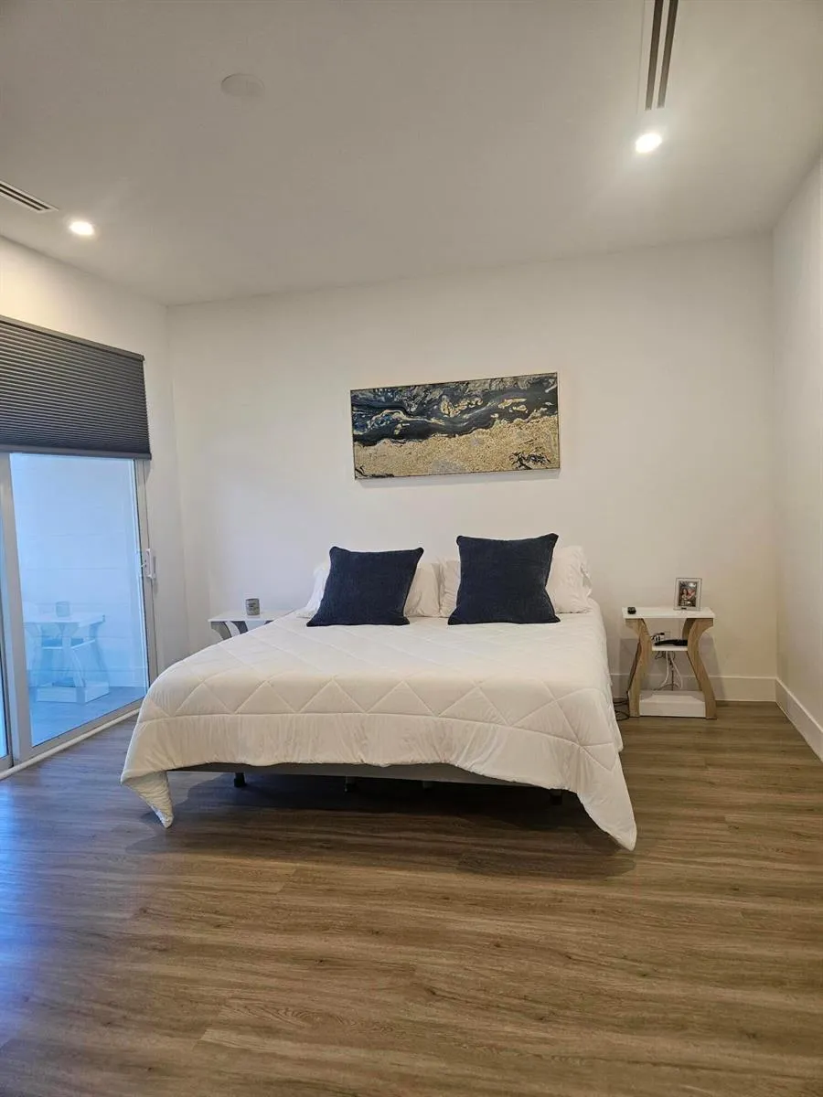 2275 SE 7th Street Pompano Beach, FL 33062
