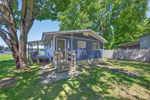 2864 Pleasant Lake Shore Drive