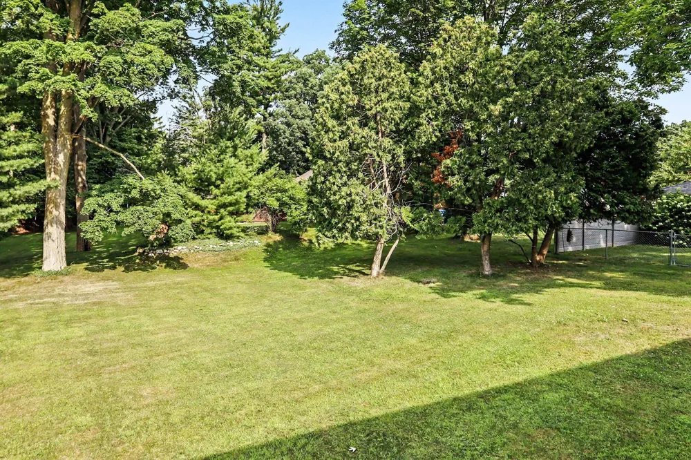 4428 Bronson Boulevard Kalamazoo, MI 49008