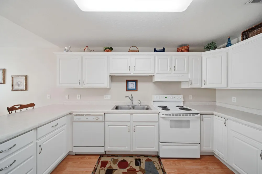 2503 Lakewood Drive Adrian, MI 49221