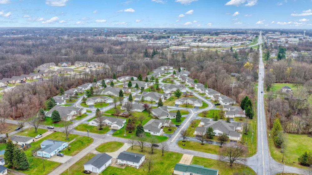 2503 Lakewood Drive Adrian, MI 49221