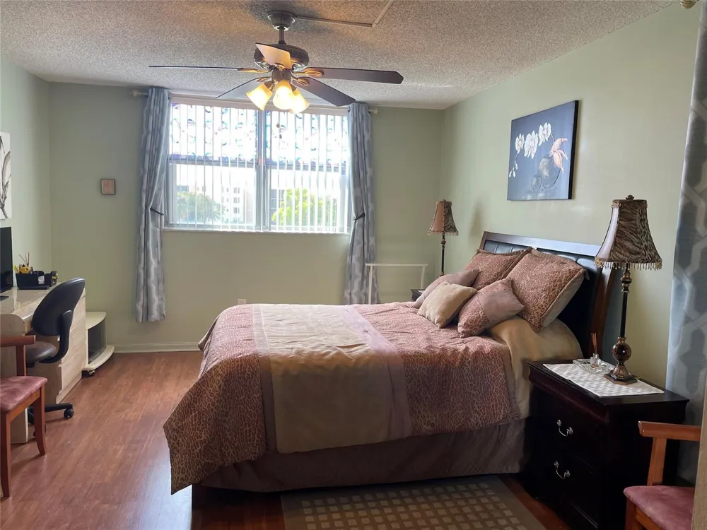2860 Somerset Drive #311k Lauderdale Lakes, FL 33311