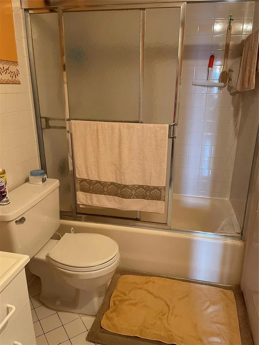 2860 Somerset Drive #311k Lauderdale Lakes, FL 33311