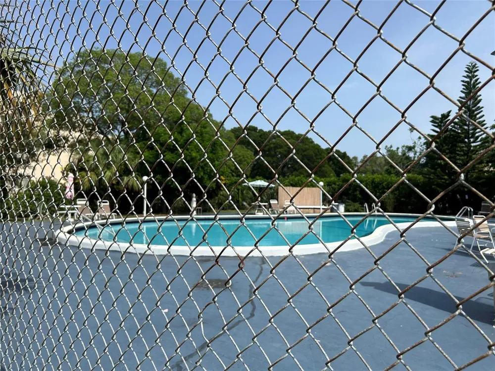 2860 Somerset Drive #311k Lauderdale Lakes, FL 33311