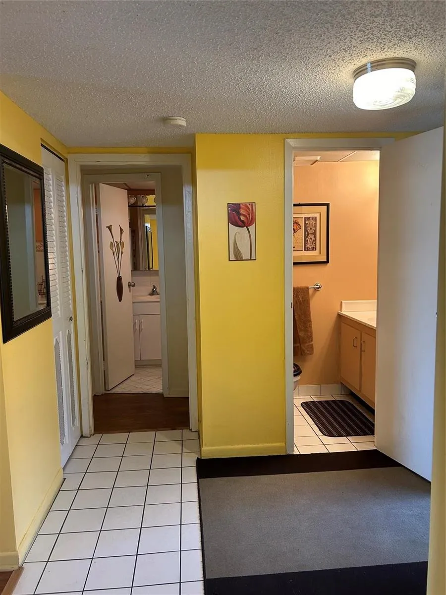 2860 Somerset Drive #311k Lauderdale Lakes, FL 33311