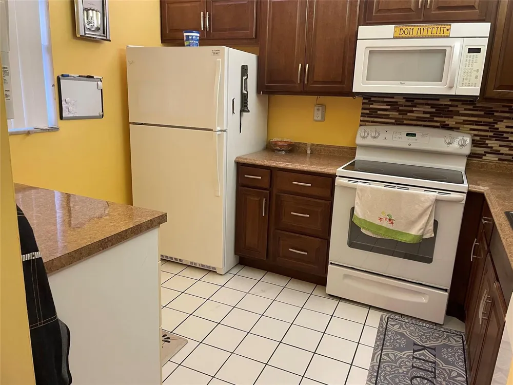 2860 Somerset Drive #311k Lauderdale Lakes, FL 33311