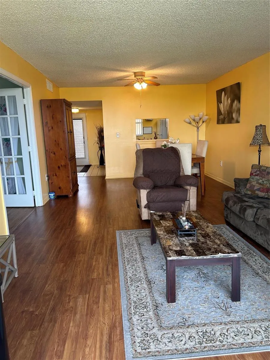 2860 Somerset Drive #311k Lauderdale Lakes, FL 33311
