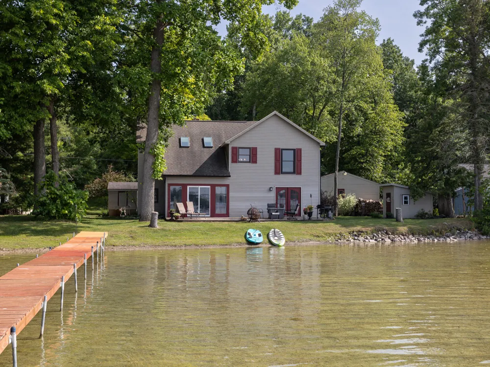 4461 Cordley Lake Road Pinckney, MI 48169