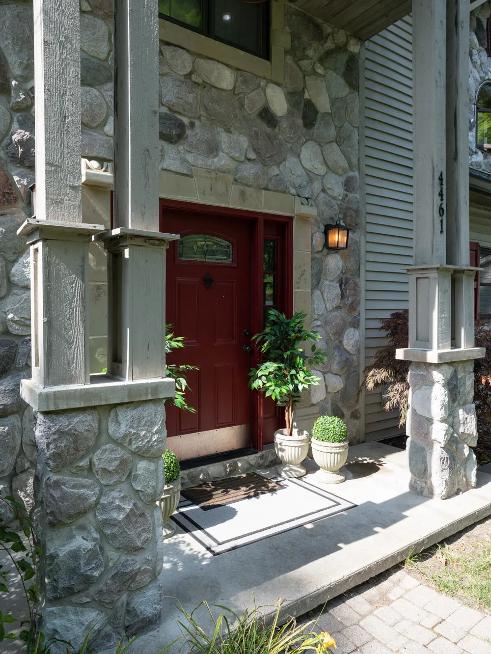 4461 Cordley Lake Road Pinckney, MI 48169