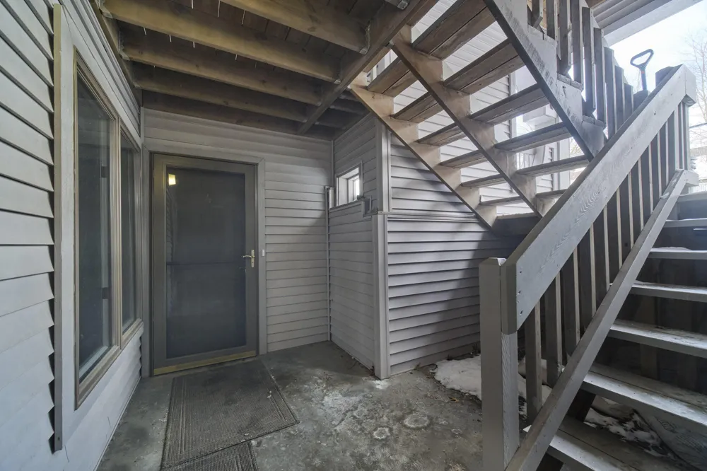 317 5th Avenue #Unit 4 Manistee, MI 49660