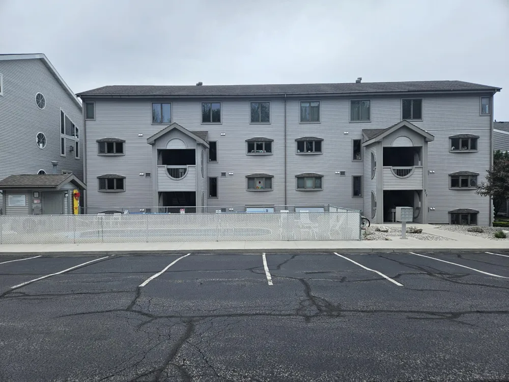 317 5th Avenue #Unit 4 Manistee, MI 49660