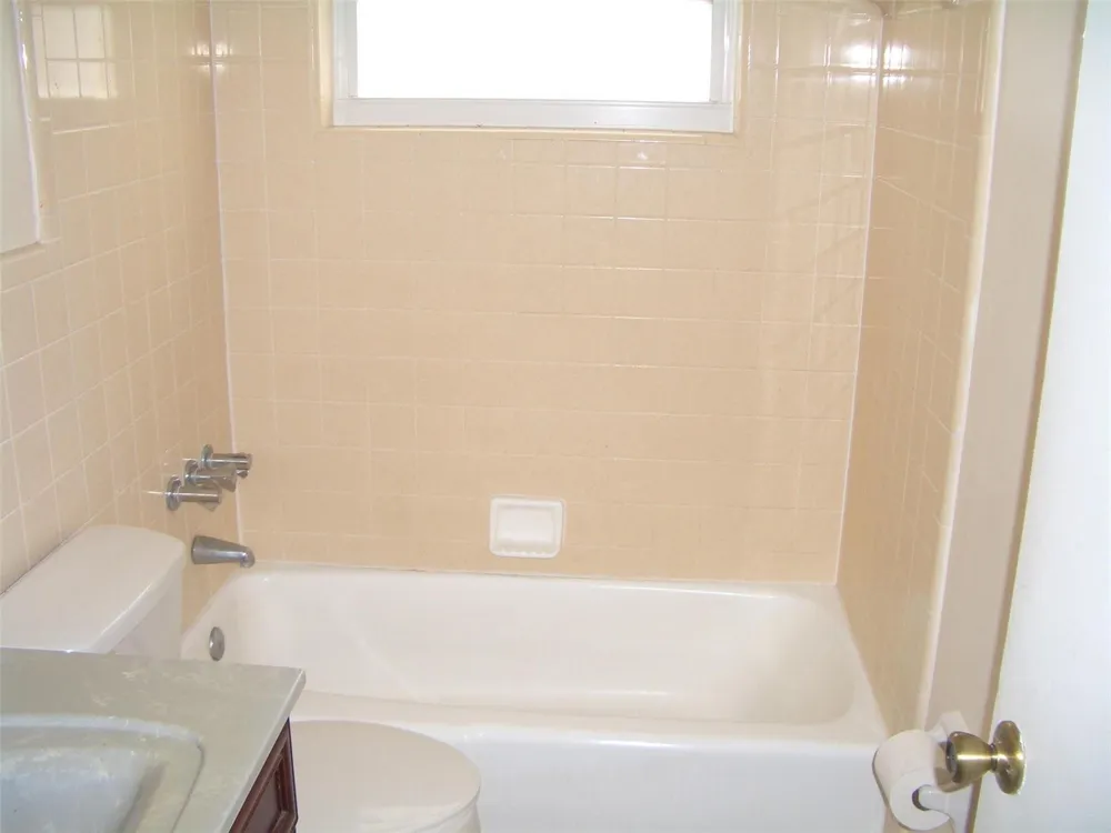 2737 NE 28th Street #7w Lighthouse Point, FL 33064