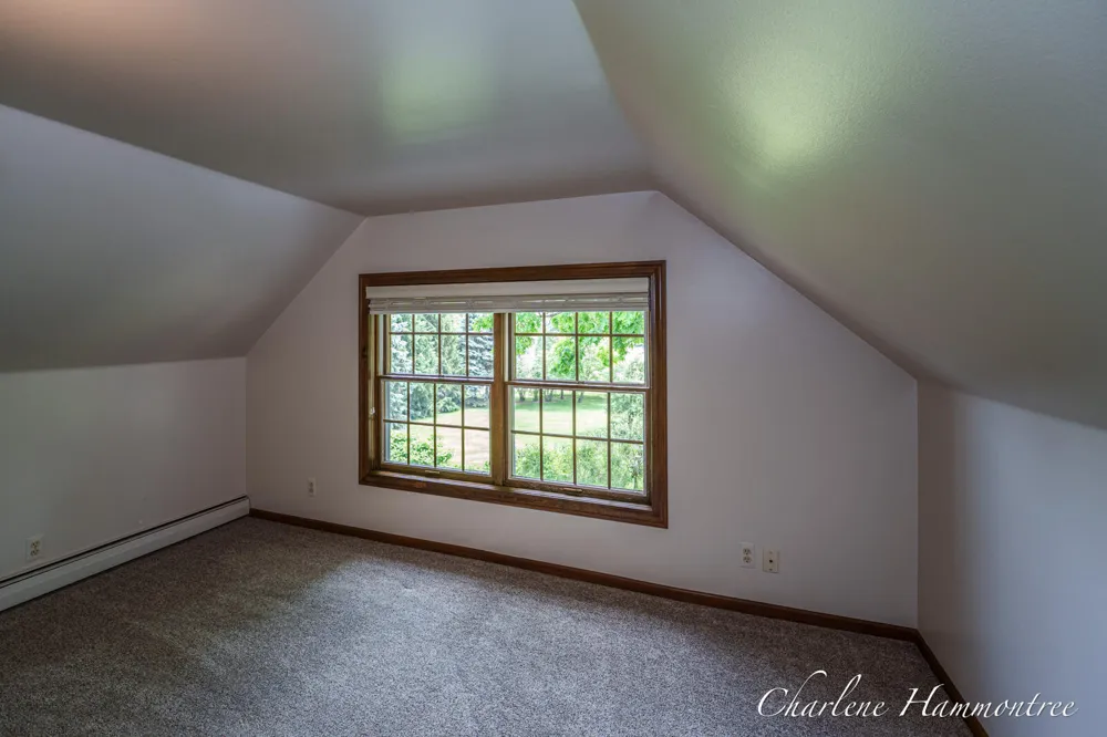 9111 Summit Avenue NE Rockford, MI 49341