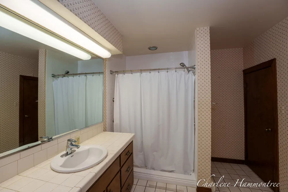9111 Summit Avenue NE Rockford, MI 49341