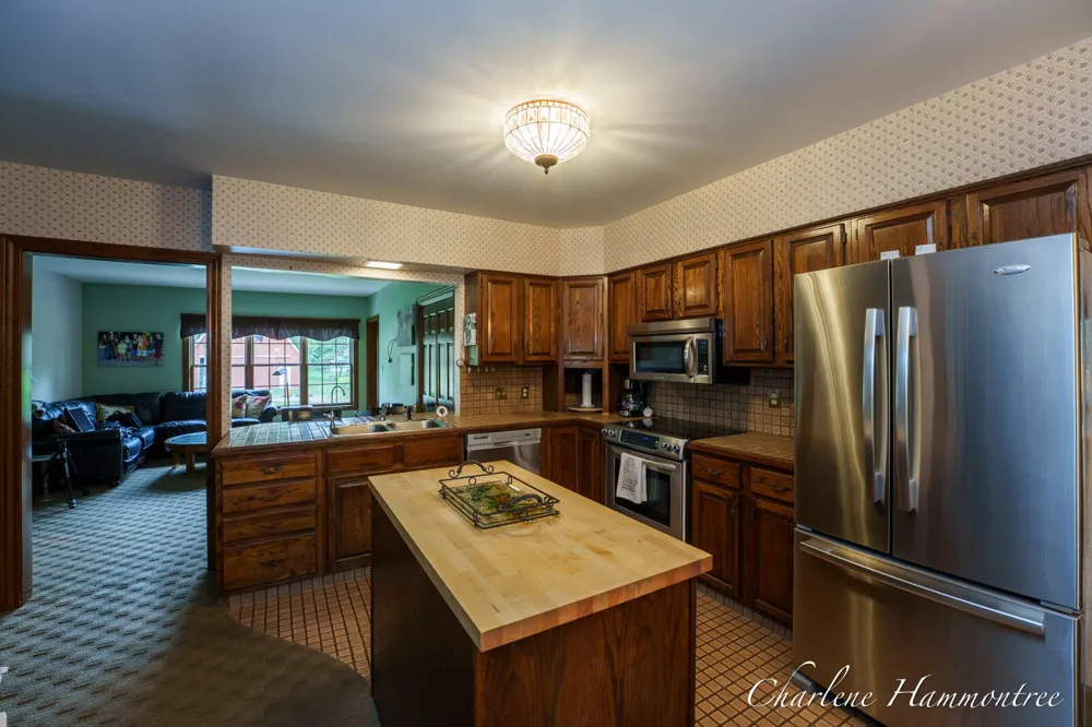 9111 Summit Avenue NE Rockford, MI 49341
