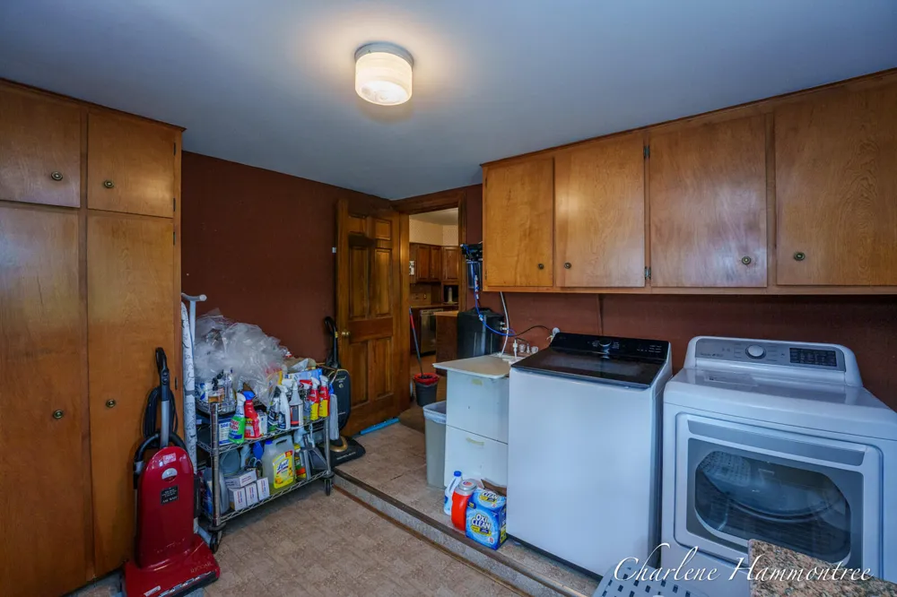 9111 Summit Avenue NE Rockford, MI 49341