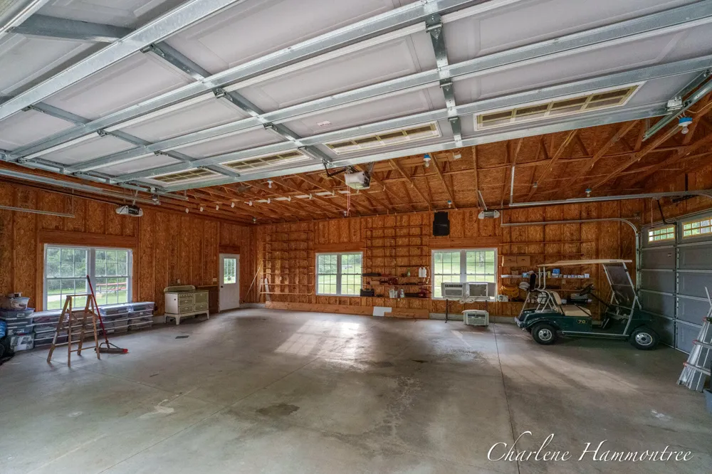 9111 Summit Avenue NE Rockford, MI 49341